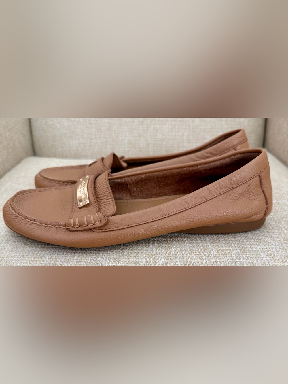 Coach Fredrica Tan Leather Loafers with Gold Plaque Flats Camel 8.5 Women’s - Picture 4 of 10